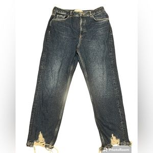 Zara Women’s High Rise Mom Jeans with Distressed Frayed Hem Size 10